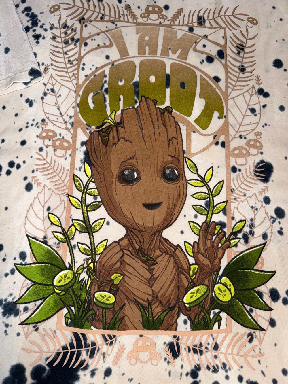 I AM GROOT Guardians of The Galaxy Marvel Studios Groovy Mushroom Splatter Tee - Picture 3 of 9
